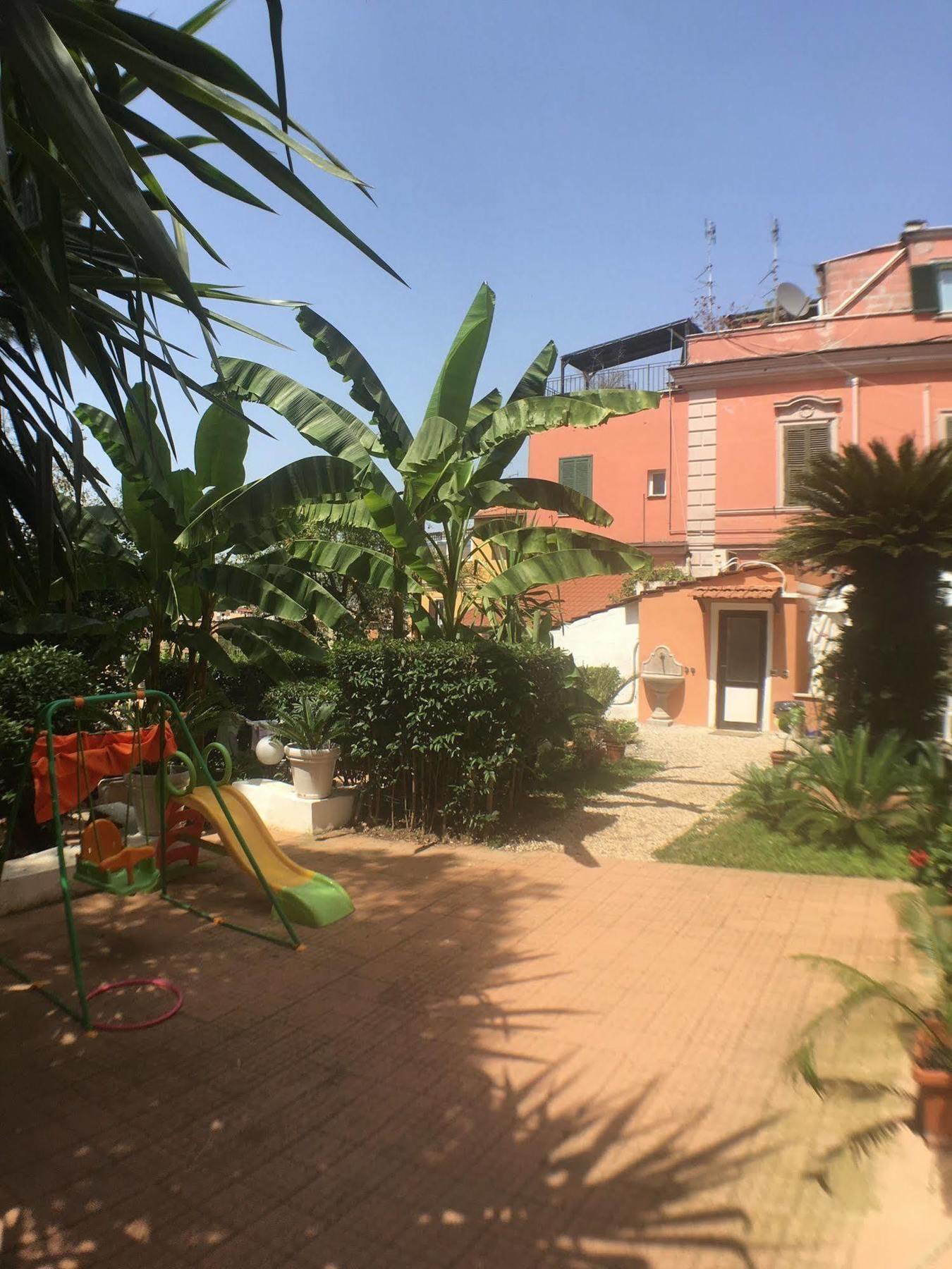 Vatican Garden House Рим Екстериор снимка