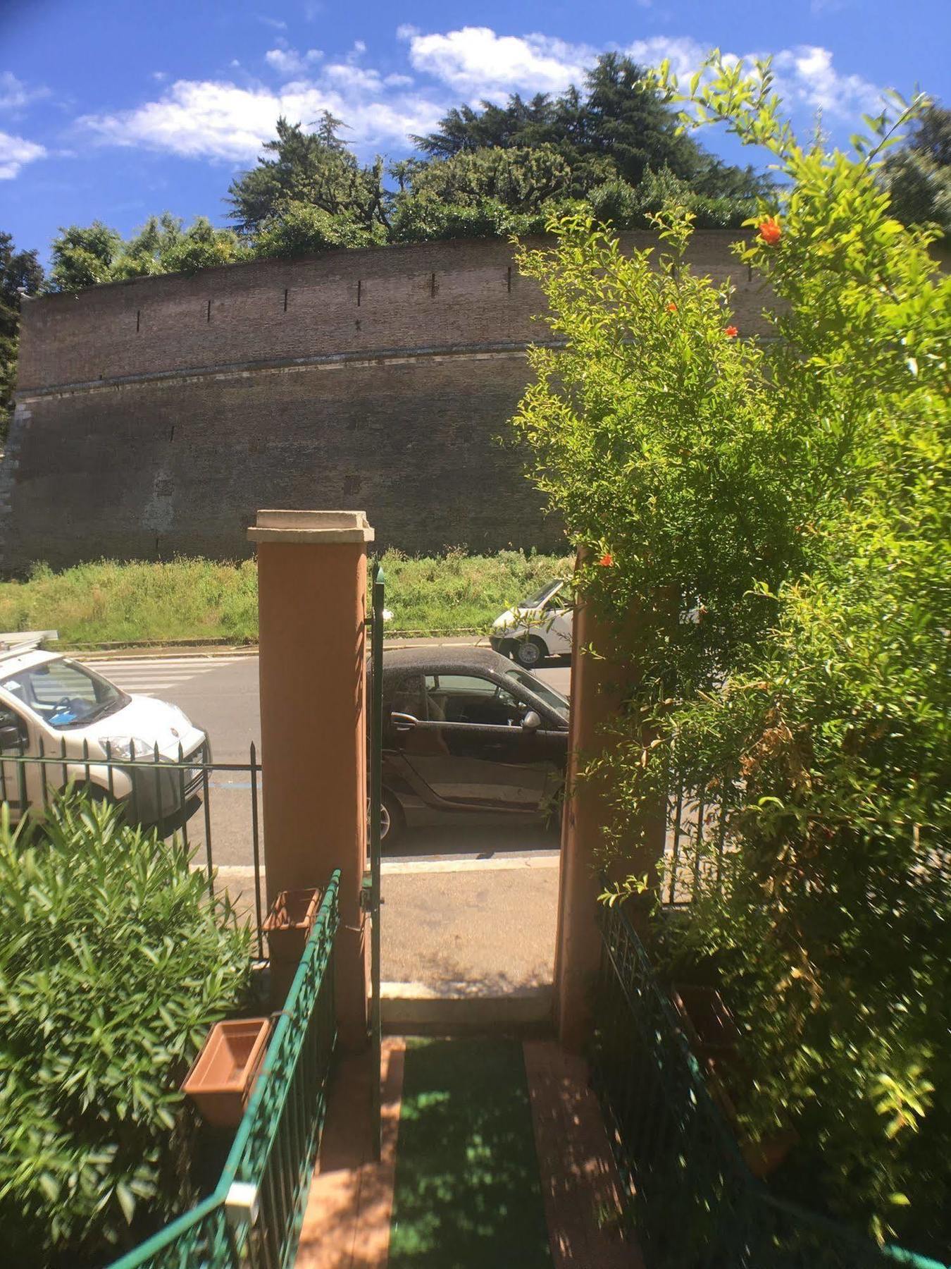 Vatican Garden House Рим Екстериор снимка